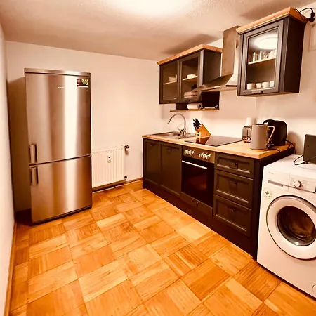 Luxe Living: Opulent Elegance Unleashed Köln