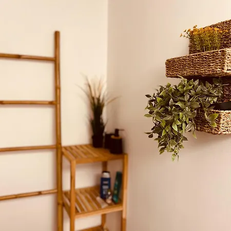 Apartman Luxe Living: Opulent Elegance Unleashed *