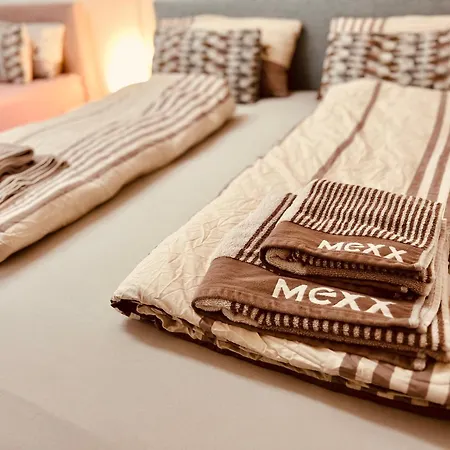 Luxe Living: Opulent Elegance Unleashed Apartment Cologne