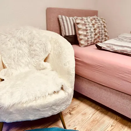 Luxe Living: Opulent Elegance Unleashed *