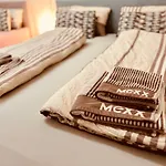 Luxe Living: Opulent Elegance Unleashed 公寓 科隆