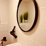 Luxe Living: Opulent Elegance Unleashed *
