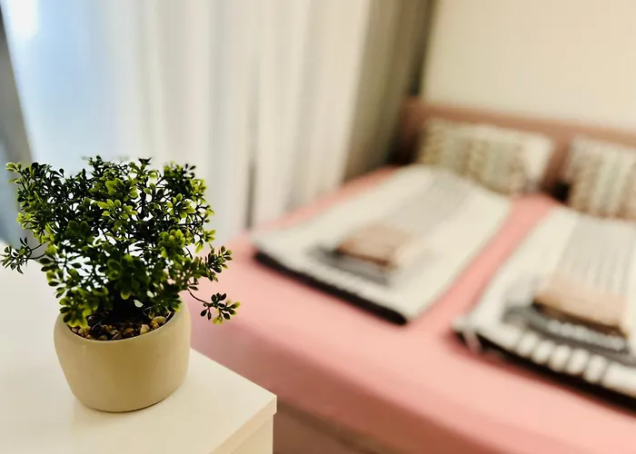 Luxe Living: Opulent Elegance Unleashed